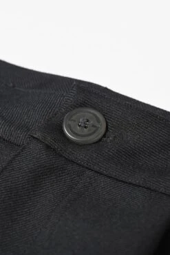 Merino Piston Pleated Patch Cargo Short - Black 16 Merino Piston Pleated Patch Cargo Short - Black -Haydenshapes Surfboard Store HS 22AP 1034 MERINO CARGO SHORT BLACK button