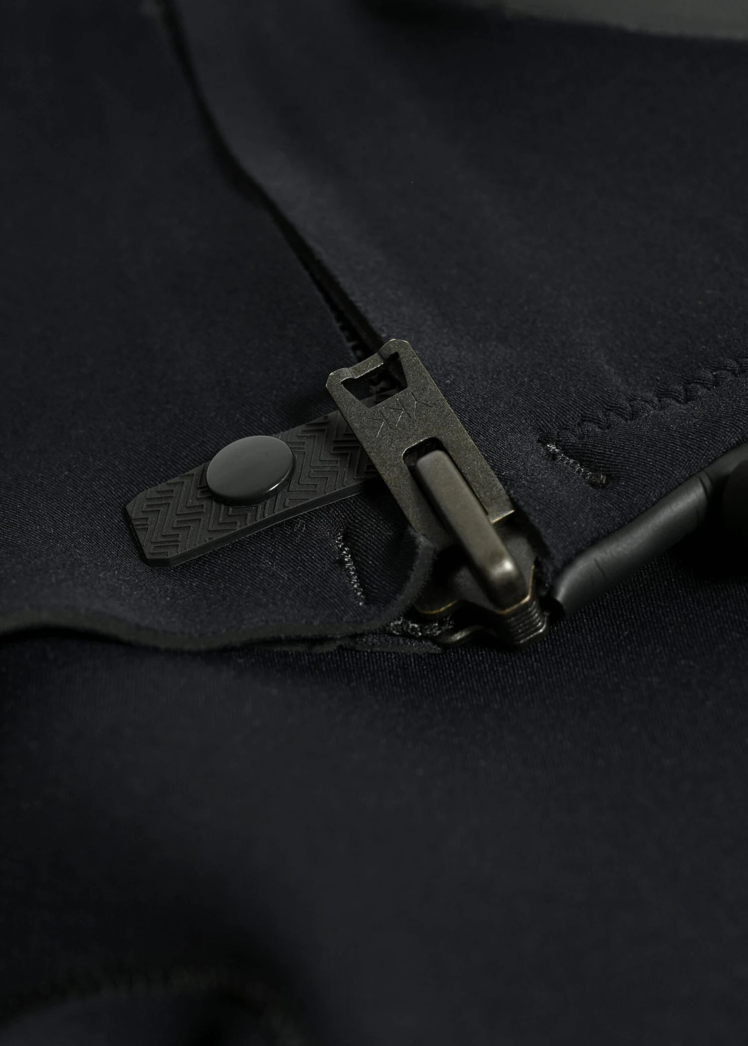 HAYDENSHAPES MENS FULLSUIT CHESTZIP 5/4MM HOOD 10 HAYDENSHAPES MENS FULLSUIT CHESTZIP 5/4MM HOOD - Image 8